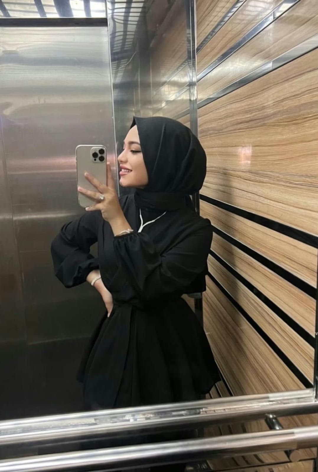 Ada İzmir escort